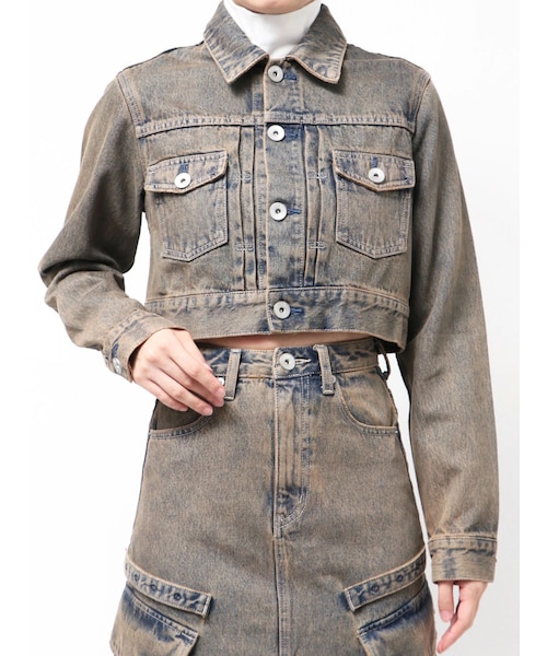 GYDA（ジェイダ）の「STUPID RICH bijouデニムショートGジャン（デニムジャケット・レディース・アイスブルー/インディゴ・F）」の3枚目の写真