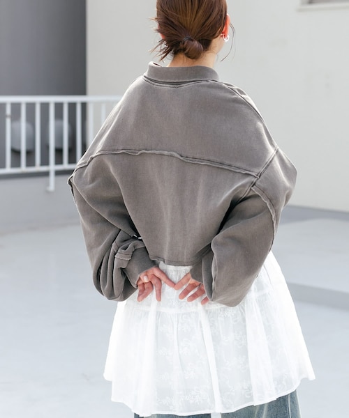 KBF（ケイビーエフ）の「ハーフZIPリメイクスウェット（スウェット・レディース・IVORY/L.BLUE/BROWN・one）」の15枚目の写真