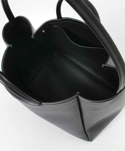 URBAN RESEARCH（アーバンリサーチ）の「MARROW　DOUBLE FACED HANDLE TOTE（トートバッグ・レディース・BLACK・one）」の13枚目の写真