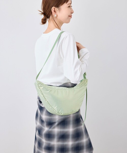 ROPE' PICNIC（ロペピクニック）の「【CONTOROL FREAK/コントロールフリーク別注カラー】ムーンバッグ（ショルダーバッグ・レディース・グリーン系/シルバー・F）」の22枚目の写真