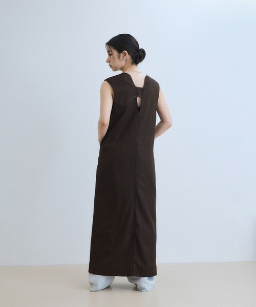 ADAM ET ROPE'（アダムエロペ）の「【WEB限定】2WAY MIXツイードジャンパースカート（ワンピース・レディース・ブラック系/ダークブラウン/ベージュ系・36/38）」の10枚目の写真