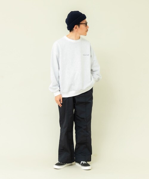 URBAN RESEARCH(アーバンリサーチ)の「Wide Dad SUPER WIDE SWEAT CREW-NECK(スウェット・メンズ・PINK/ASH・1/2)」の15枚目の写真