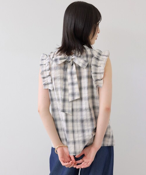 VIS(ビス)の「袖フリルノースリーブブラウス/2WAY(シャツ/ブラウス・レディース・ブラック系/ホワイト系/サックス・F)」の8枚目の写真