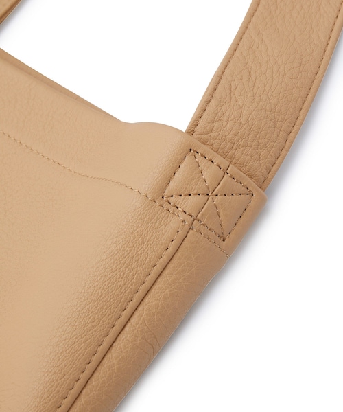 ADAM ET ROPE'（アダムエロペ）の「【Aeta】SHOULDER TOTE：L（トートバッグ・メンズ・ブラック/ベージュ・F）」の7枚目の写真