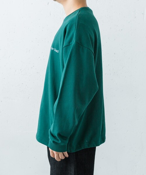 URBAN RESEARCH(アーバンリサーチ)の「Wide Dad×GREENROOM SWEAT(スウェット・メンズ・GREEN・1/2)」の13枚目の写真