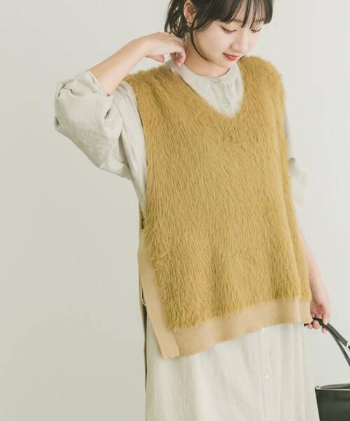 ITEMS URBANRESEARCH（アイテムズ アーバンリサーチ）の「フロントシャギーベスト（ベスト・レディース・L.BEG/BLK/BEG・FREE）」の3枚目の写真