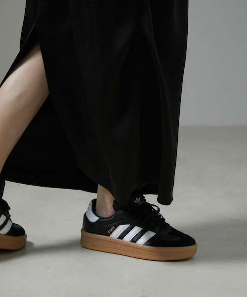 ADAM ET ROPE'（アダムエロペ）の「【公式サイト限定】【adidas（アディダス）】SAMBA XLG/サンバ（スニーカー・レディース・ブラック/ホワイト・22.5/23.5/24.5）」の11枚目の写真