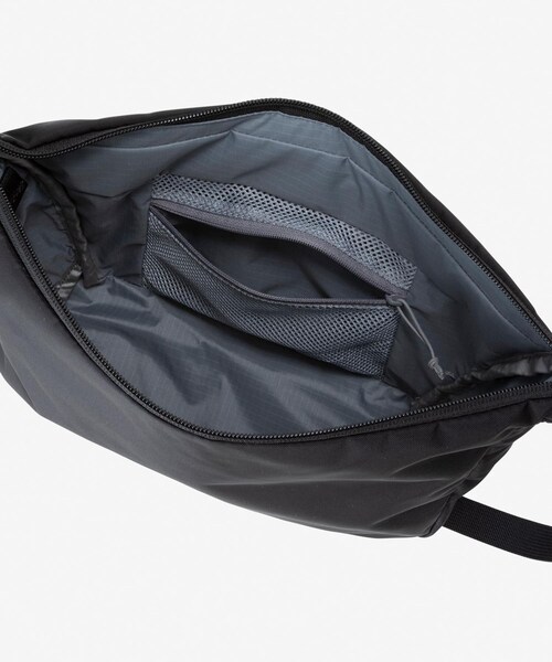 URBAN RESEARCH DOORS（アーバンリサーチドアーズ）の「THE NORTH FACE　Capella 5（ショルダーバッグ・メンズ・K/CR/DG・one）」の10枚目の写真