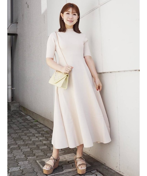 MERCURYDUO（マーキュリーデュオ）の「ハイツイストスタンドカラーニットワンピース（ワンピース・レディース・ラベンダー/ブラック/アイボリー・S/M）」の20枚目の写真