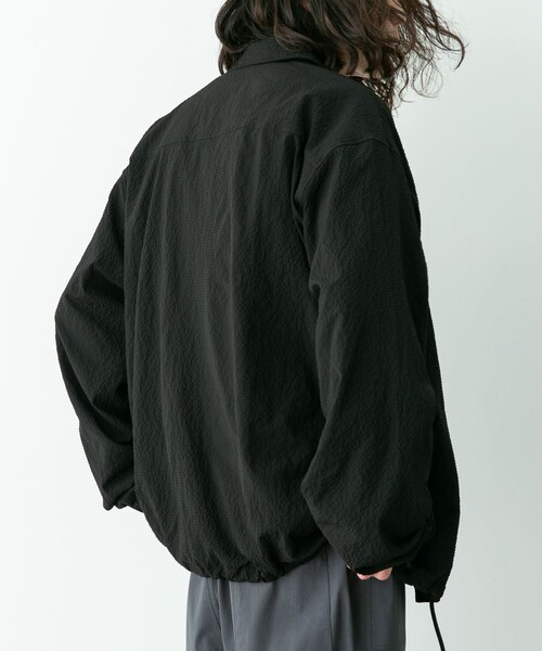 URBAN RESEARCH Sonny Label（アーバンリサーチサニーレーベル）の「シアサッカーコーチジャケット（ブルゾン・メンズ・ブラック/ネイビー/グリーン・M/L）」の18枚目の写真