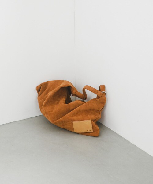 KBF（ケイビーエフ）の「2WAYハンドルデザインBAG（ハンドバッグ・レディース・BROWN/BLUE・one）」の6枚目の写真