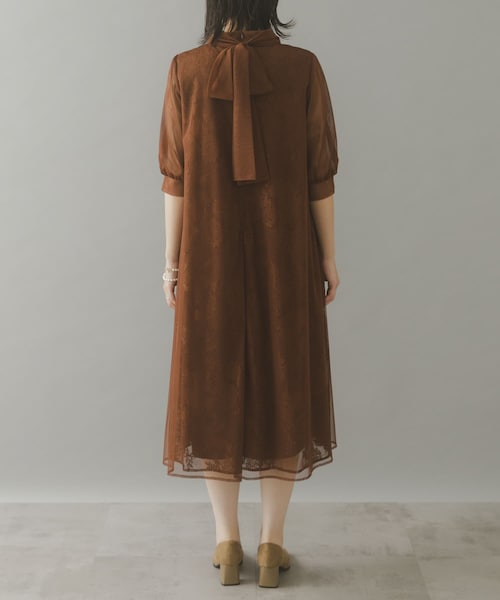 URBAN RESEARCH ROSSO（アーバンリサーチロッソ）の「kaene　チュールレースAラインドレス（ワンピース・レディース・yellow/brown・FREE）」の4枚目の写真