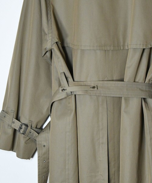 ADAM ET ROPE'(アダムエロペ)の「【blurhms】Gabardine Double Belt Trench Coat(トレンチコート・メンズ・オリーブ・2/3)」の10枚目の写真
