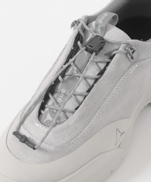 EKAL（エカル）の「and wander　ROA cingino（スニーカー・メンズ・Off White/Khaki・41/42/43）」の5枚目の写真