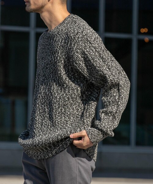 URBAN RESEARCH ROSSO（アーバンリサーチロッソ）の「『WEB限定』『XLサイズあり』スラブリブクルーネックニット（ニット/セーター・メンズ・NAVY/GRAY/BLACK/BROWN・S/M/L/XL）」の9枚目の写真