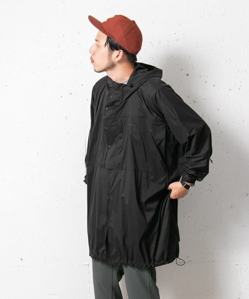 EKAL(エカル)の「ポータブルDWRオーバーコート(マウンテンパーカー・メンズ・BEG/BLK・S/M/L)」の6枚目の写真