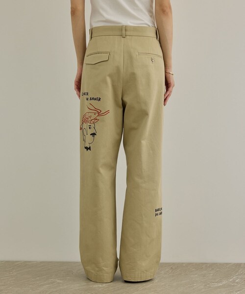 ADAM ET ROPE'(アダムエロペ)の「【Camille de Cussac by SALON】アートプリントトラウザーズパンツ / セットアップ対応(チノパンツ・レディース・ベージュ・M/S)」の14枚目の写真