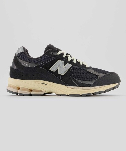 ADAM ET ROPE'（アダムエロペ）の「【New balance】M2002R（スニーカー・メンズ・オリーブ/ネイビー・26.0/27.0/28.0）」の4枚目の写真