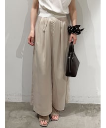 サテンベルトデザインワイドパンツ