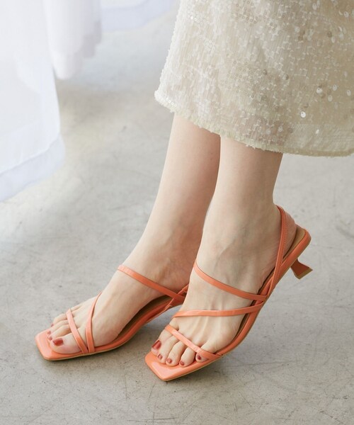 ROPE' PICNIC(ロペピクニック)の「ナローストラップキトゥンヒールサンダル(サンダル・レディース・ブラック/オレンジ系/ゴールド/シルバー・L/M/S)」の18枚目の写真