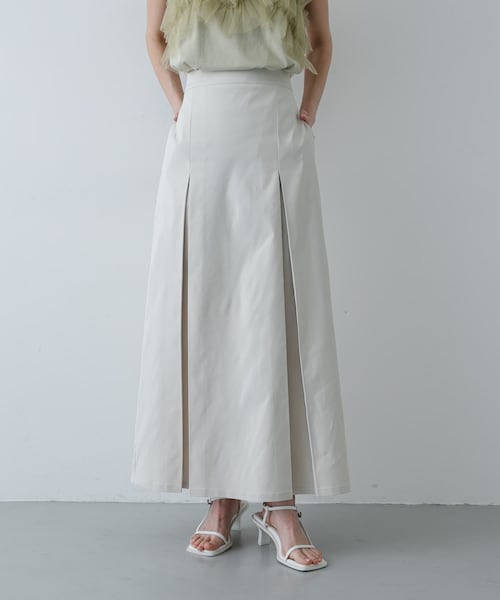 SENSE OF PLACE by URBAN RESEARCH(センスオブプレイスバイアーバンリサーチ)の「ボックスプリーツスカート(スカート・レディース・IVORY/BLACK/BEIGE・S/M)」の1枚目の写真
