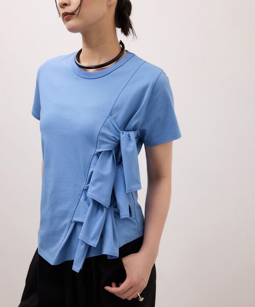 ADAM ET ROPE'(アダムエロペ)の「【サステナブル】リボンプルオーバー/接触冷感/UVカット/吸水速乾(Tシャツ/カットソー・レディース・ホワイト/ダークブラウン/サックス・F)」の6枚目の写真