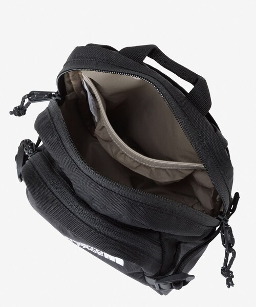URBAN RESEARCH DOORS（アーバンリサーチドアーズ）の「THE NORTH FACE　Boulder Mini Shoulder（ショルダーバッグ・メンズ・FL/K/BG/TG・one）」の9枚目の写真