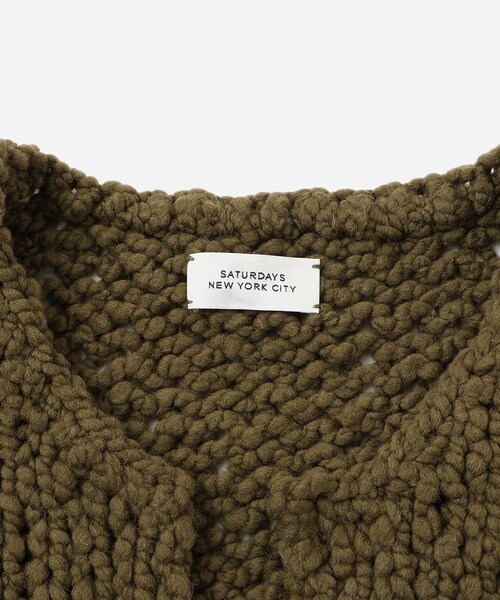 Saturdays NYC(サタデーズ ニューヨークシティ )の「Halle Hand Woven Cardigan | WOMEN(カーディガン/ボレロ・レディース・ブラック/オリーブ・M/S)」の14枚目の写真