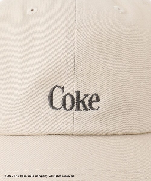 ADAM ET ROPE'(アダムエロペ)の「Coca-Colaエンブロイダリーキャップ(キャップ・レディース・チャコール/ベージュ・F)」の12枚目の写真
