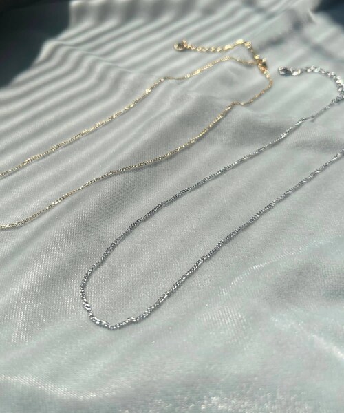 URBAN RESEARCH DOORS（アーバンリサーチドアーズ）の「ツイストチェーンショートネックレス（ネックレス・レディース・GOLD/SILVER・one）」の12枚目の写真