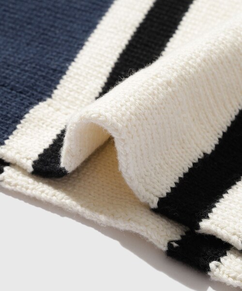 ADAM ET ROPE'（アダムエロペ）の「【RICE NINE TEN/ライス ナイン テン】KNITTED SOCCER SHIRT（ポロシャツ・メンズ・ホワイト系/ネイビー・1/2）」の13枚目の写真