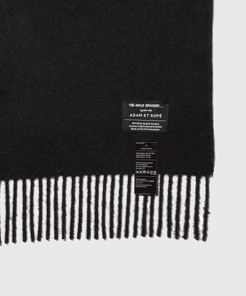 ADAM ET ROPE'（アダムエロペ）の「【THE INOUE BROTHERS...together with ADAM ET ROPE'】EX PURE BLACK BRUSHED SCARF（マフラー・メンズ・ブラック・F）」の3枚目の写真