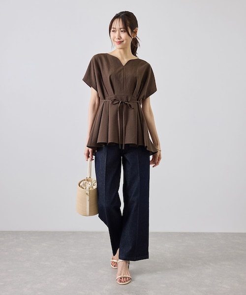 ROPE' PICNIC(ロペピクニック)の「【ベストヒット】ハートネックペプラムブラウス/接触冷感(シャツ/ブラウス・レディース・ベージュ/ネイビー/サックス/ラベンダー/ダークブラウン・F)」の8枚目の写真