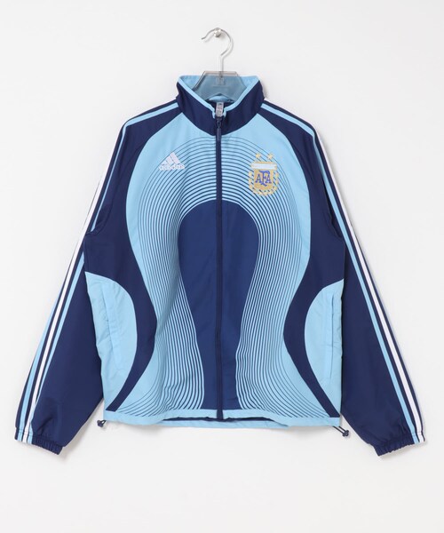 URBAN RESEARCH(アーバンリサーチ)の「adidas サッカーアルゼンチン代表 2006 アウェイ トラックトップ(テーラードジャケット・メンズ・ダークブルー・M/L/XL)」の1枚目の写真