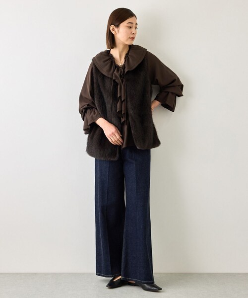 ROPE'(ロペ)の「【J'aDoRe・一部店舗限定サイズ】取り外し可能 2WAYラッフルフリルブラウス/イージーケア(シャツ/ブラウス・レディース・ホワイト/ダークブラウン/ベージュ・36/38)」の22枚目の写真
