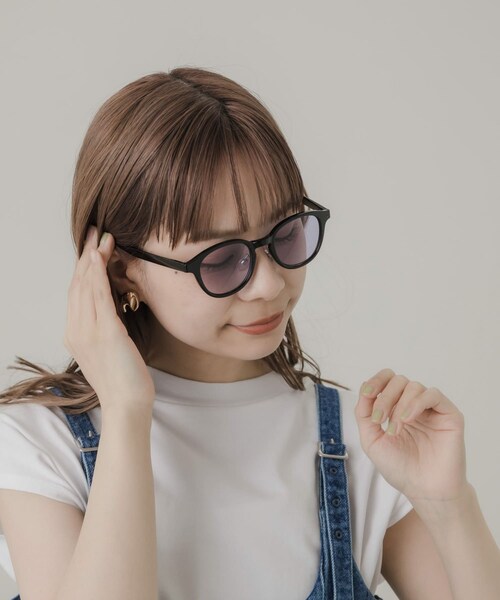 SMELLY（スメリー）の「ボスリントンサングラス（メガネ・レディース・M.BLK/BLK/Y.CLR/CLR・-）」の16枚目の写真