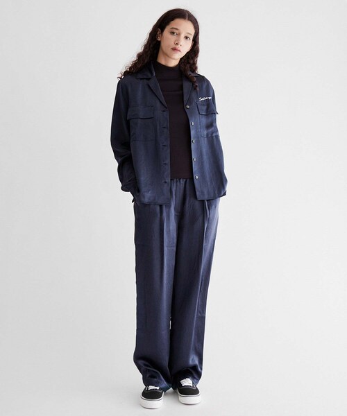 Saturdays NYC（サタデーズ ニューヨークシティ ）の「Lomedico Crinkled Satin LS Shirt（シャツ/ブラウス・レディース・ネイビー/イエロー・L/XS）」の15枚目の写真