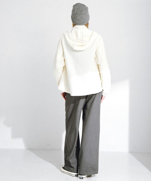 URBAN RESEARCH Sonny Label（アーバンリサーチサニーレーベル）の「撥水マウンテンパーカー（マウンテンパーカー・レディース・オフ/ブラック/ベージュ・36/38）」の16枚目の写真