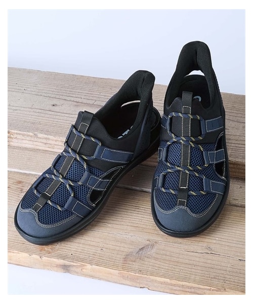 nissen（ニッセン）の「ハンズフリー軽量アウトドアサンダル　リベルトエドウイン（サンダル・メンズ・ブラック/カーキ/ネイビー・S=24.5~25.0cm相当/M=25.5~26.0cm相当/L=26.5~27.0cm相当/LL=27.5~28.0cm相当）」の3枚目の写真