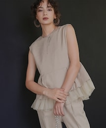 Callarus | 【お呼ばれ・よそいき・結婚式・パーティー・オケージョンドレス】チュール切替ペプラムデザインストライプブラウス＋パンツセットアップドレス〔Callarus〕(パンツドレス)