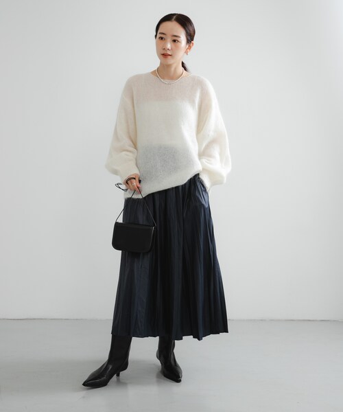 URBAN RESEARCH(アーバンリサーチ)の「ヘアリールーズニット(ニット/セーター・レディース・L.PINK/RED/L.BLUE/TOP GRAY/OFF WHITE・Free)」の13枚目の写真