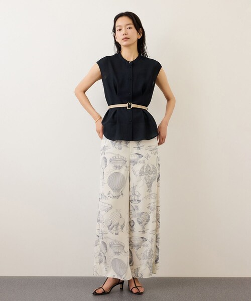 ROPE'(ロペ)の「カラミ織りタックナロースタンドブラウス/セットアップ対応・イージーケア(シャツ/ブラウス・レディース・ブラック系/ネイビー・36/38)」の18枚目の写真