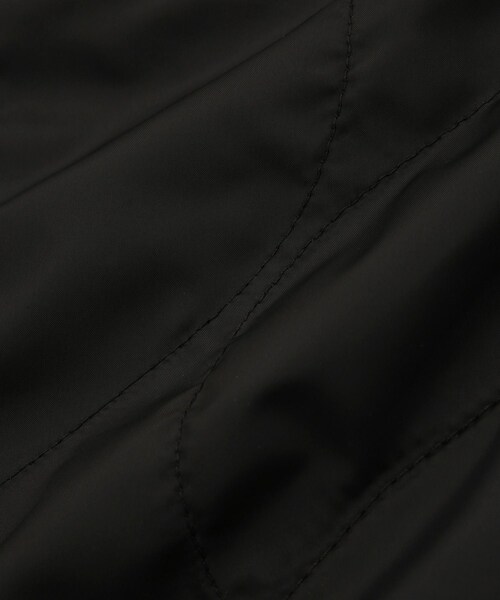 ADAM ET ROPE'(アダムエロペ)の「【J'aDoRe・店舗限定】【LAVENHAM(ラベンハム)】LAVENHAM_SIDE POCKET UNWADDED TEYNHAM WOMENS(ブルゾン・レディース・ブラック系/ベージュ系・10/8)」の16枚目の写真