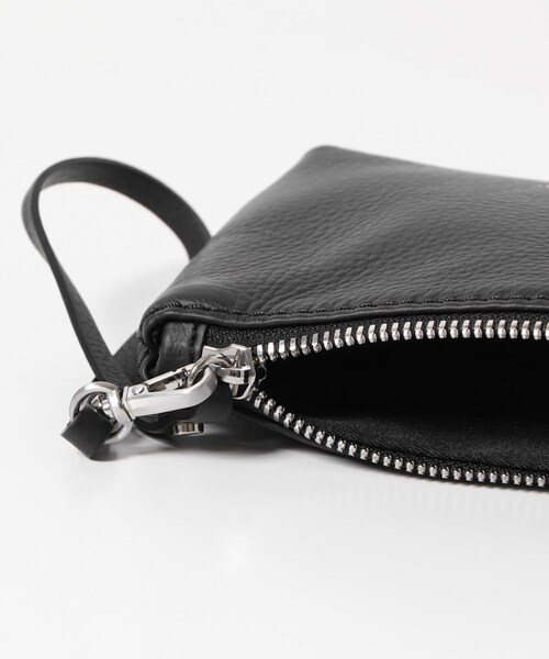 URBAN RESEARCH ROSSO（アーバンリサーチロッソ）の「DUA（ショルダーバッグ・レディース・LAMBNERO/NEROCUOIO・-）」の6枚目の写真