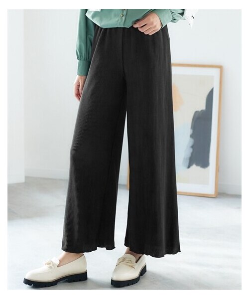 nissen（ニッセン）の「大きいサイズ  ９分丈ゆるストレートプリーツパンツ（ゆったりヒップ）（パンツ・レディース・黒系ドット柄/ネイビー系マルチ柄/スモーキーピンク/黒・L/LL/3L/4L/5L/6L/8L/10L）」の12枚目の写真