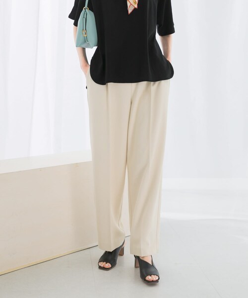 URBAN RESEARCH ROSSO（アーバンリサーチロッソ）の「『WEB/一部店舗限定』『撥水』センタープレスイージーパンツ（その他パンツ・レディース・ecru/black・36/38）」の4枚目の写真