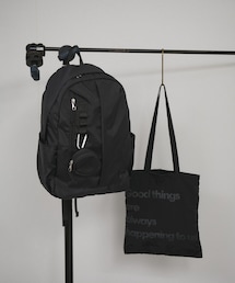ADAM ET ROPE'（アダムエロペ）の「【WEB限定】ラウンドポーチ&エコバッグ付きペアレンツリュック［ユニセックスで使える・軽量・撥水・A4］（バックパック/リュック）」