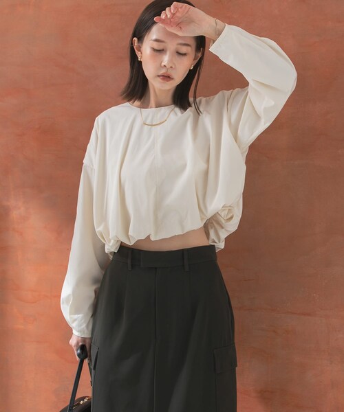 URBAN RESEARCH ROSSO（アーバンリサーチロッソ）の「クロップドバルーンブラウス（シャツ/ブラウス・レディース・ivory/orange/charcoal・FREE）」の6枚目の写真