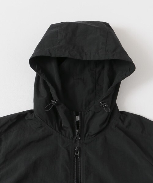 SENSE OF PLACE by URBAN RESEARCH（センスオブプレイスバイアーバンリサーチ）の「『セットアップ対応』ナイロンフーデッドトラックベスト（テーラードジャケット・メンズ・BLACK/L.BLUE・M/L）」の15枚目の写真