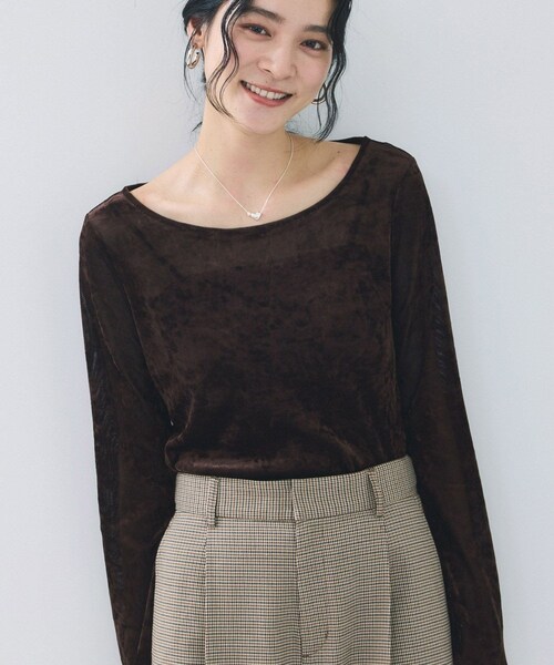 VIS(ビス)の「シアーベロアロングスリーブTシャツ(Tシャツ/カットソー・レディース・グレー/オフホワイト/ダークブラウン/ピンク・F)」の15枚目の写真